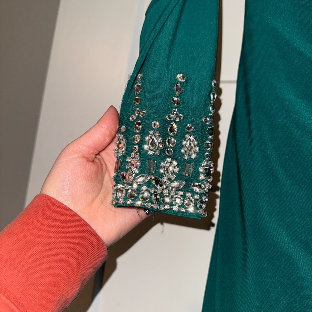 New ~ MAC DUGGAL 12231 
Green Beaded Cuff Drop Shoulder Faux Wrap Gown ~ 0 - Picture 8 of 11
